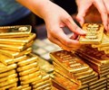 Lý do khiến chuyên gia khuyên nhà đầu tư vẫn nên giữ vàng trong danh mục