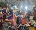 Thịt rau xanh tại các chợ dân sinh cháy hàng trước bão