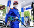 Giá xăng trong nước đồng loạt giảm mạnh