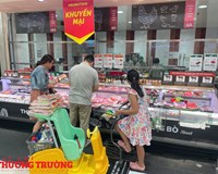 Vụ CP Việt Nam bị tố bán thịt heo bẩn Khách hàng hoang mang tìm <a style='color:#222' onclick='ga('send', 'event', 'trendings desktop', 'click','thương hiệu',1.00, {'nonInteraction': 1});' href='/doi-song-tieu-dung/thuong-hieu.html'>thương hiệu</a> mới 