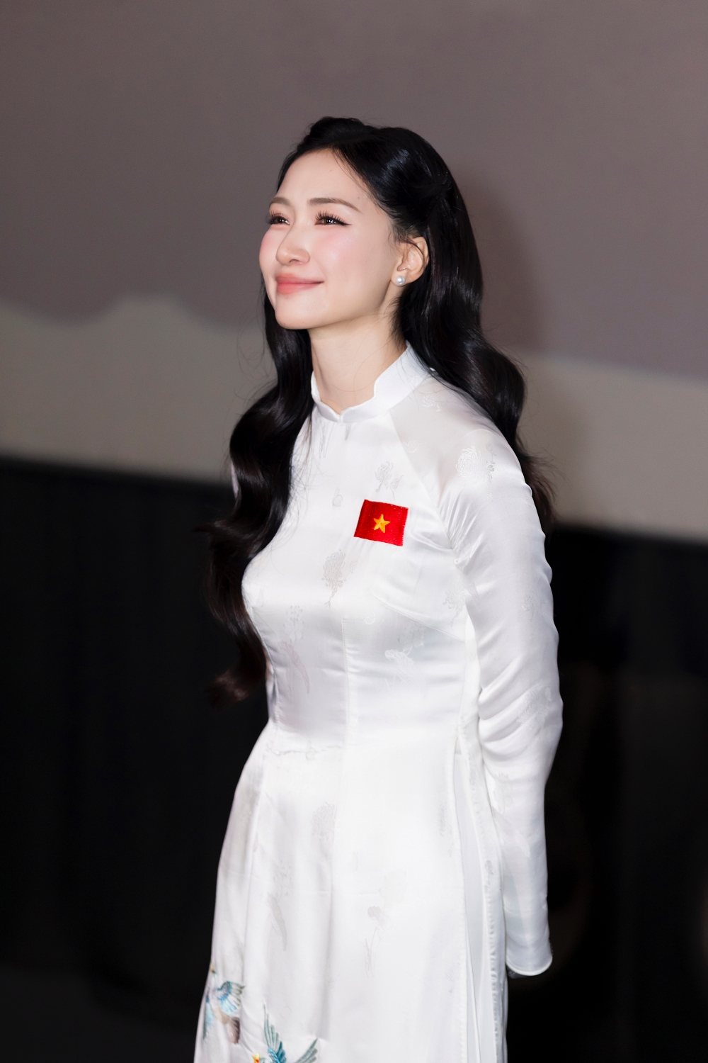 MV có nhiều tiền chưa chắc đã làm được của Hòa Minzy