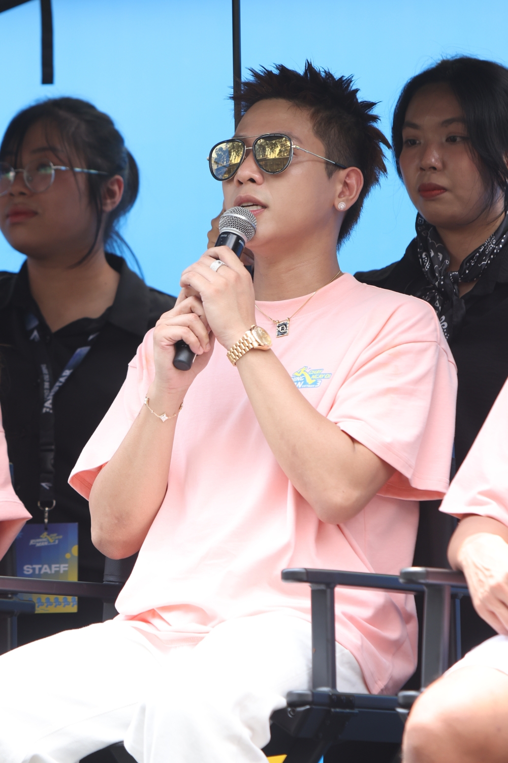 Running Man mùa 3 Trấn Thành Lan Ngọc than thở xương cốt xuống cấp