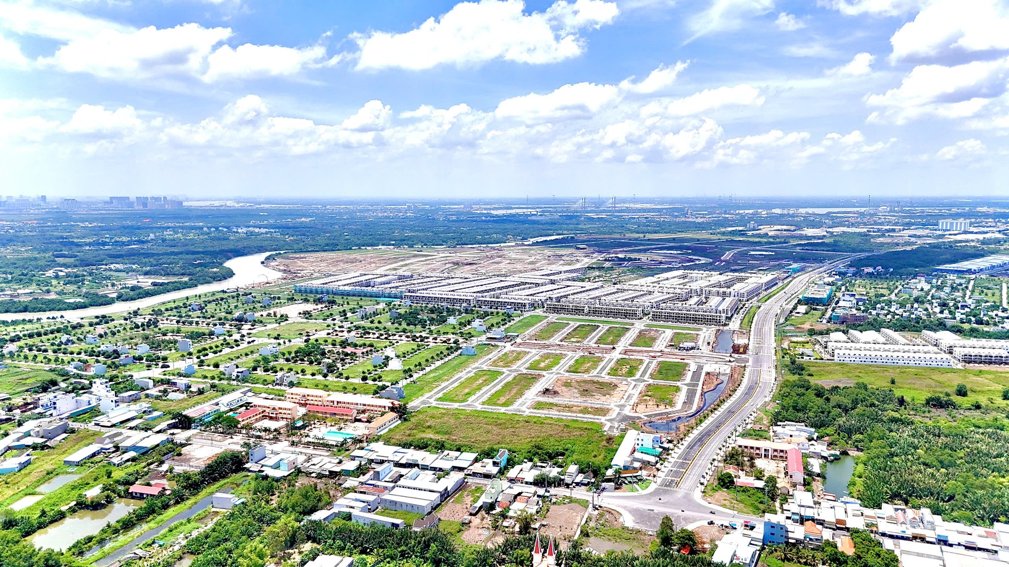 Đất nền phía Nam chững nhịp tăng giá, nhà đầu tư thận trọng xuống tiền