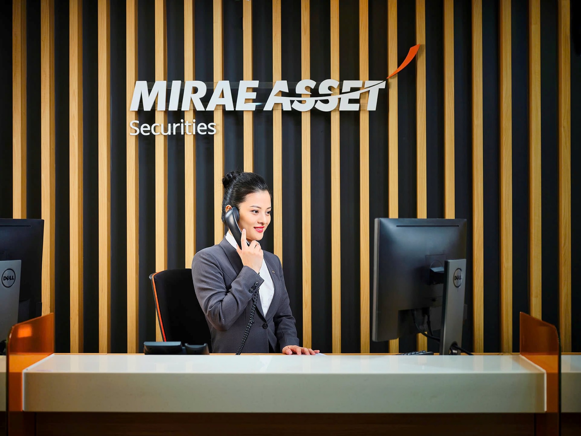 Chứng khoán Mirae Asset sắp chi hơn 734 tỷ đồng, gần như toàn bộ tiền về một cổ đông