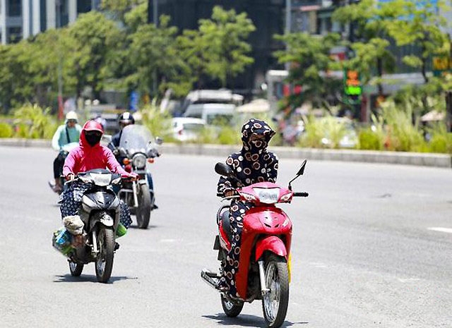 Thời tiết hôm nay 10/6: Bắc Bộ ngày nắng, chiều tối mưa dông; Nam Bộ tiếp diễn mưa rào