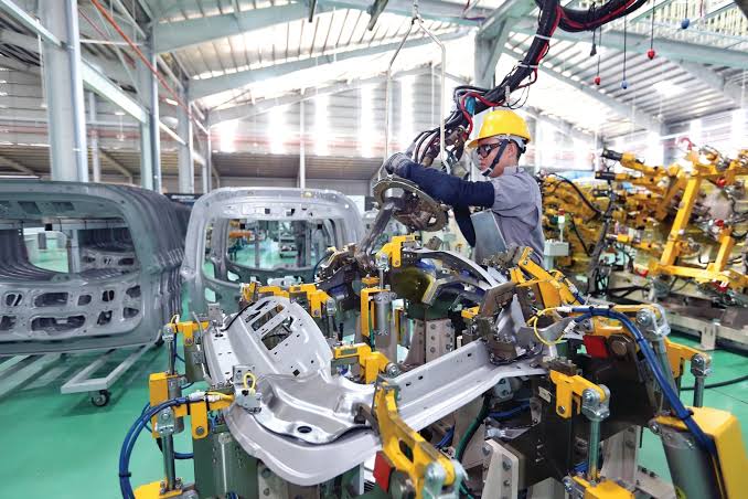 VCCI kiến nghị tháo gỡ điểm nghẽn thể chế, tiếp sức doanh nghiệp tư nhân