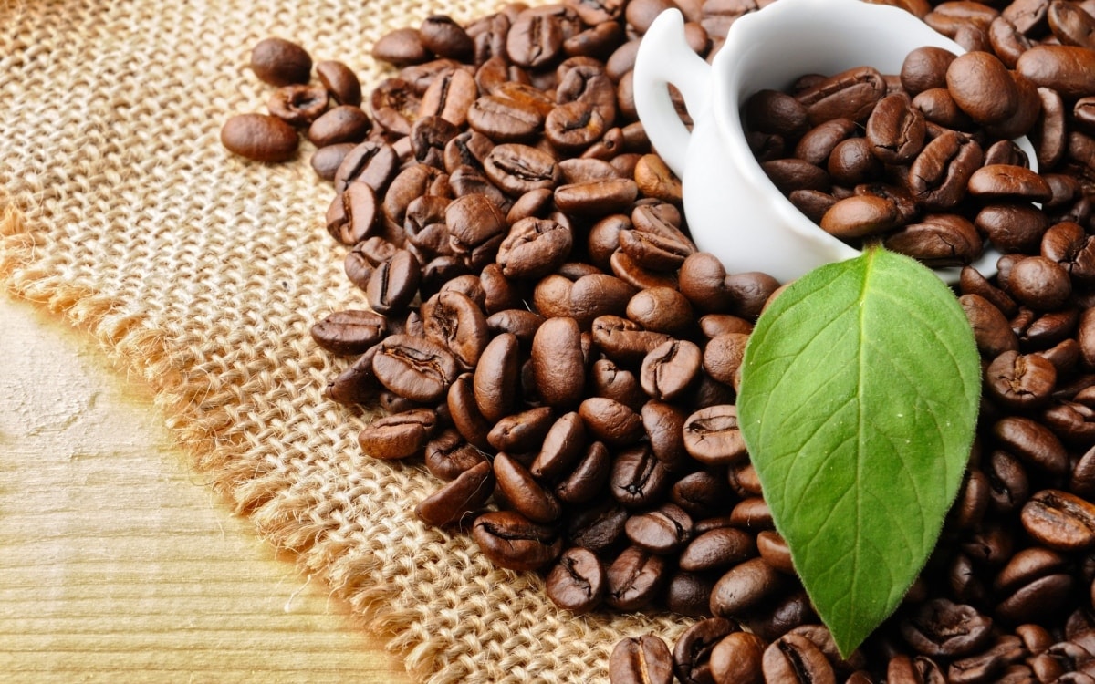 Robusta lập đỉnh 4 tháng, arabica điều chỉnh sau chuỗi tăng nóng