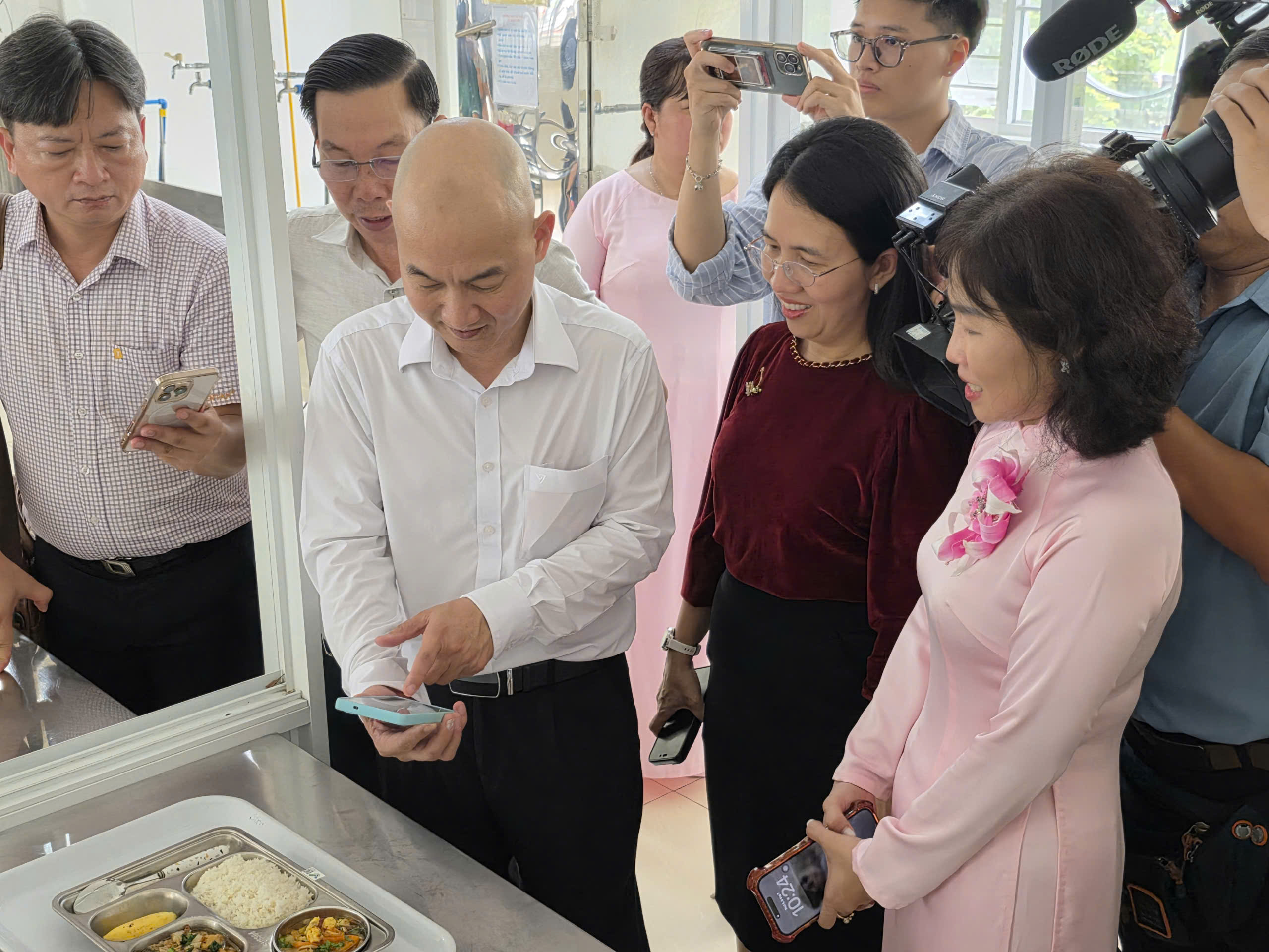 Phường đầu tiên tại TP.HCM thí điểm mô hình "Tick xanh trách nhiệm"