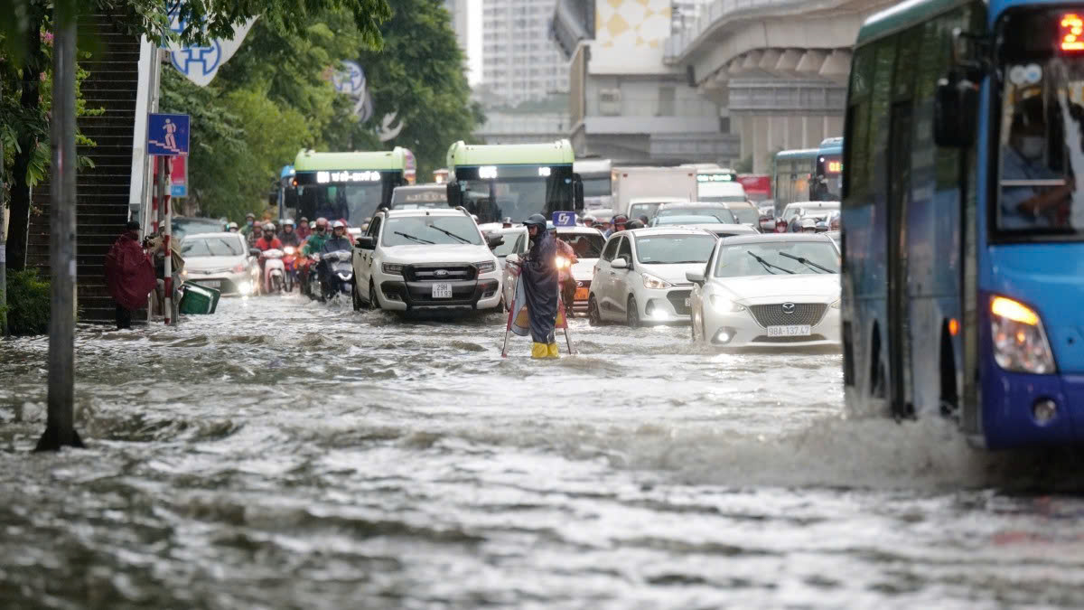 Thời tiết hôm nay 11/7: Miền Bắc tiếp diễn mưa lớn, nhiều nơi có nguy cơ ngập úng