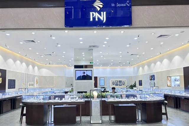 Nhóm quỹ VinaCapital bán hơn 3 triệu cổ phiếu, không còn là cổ đông lớn tại PNJ