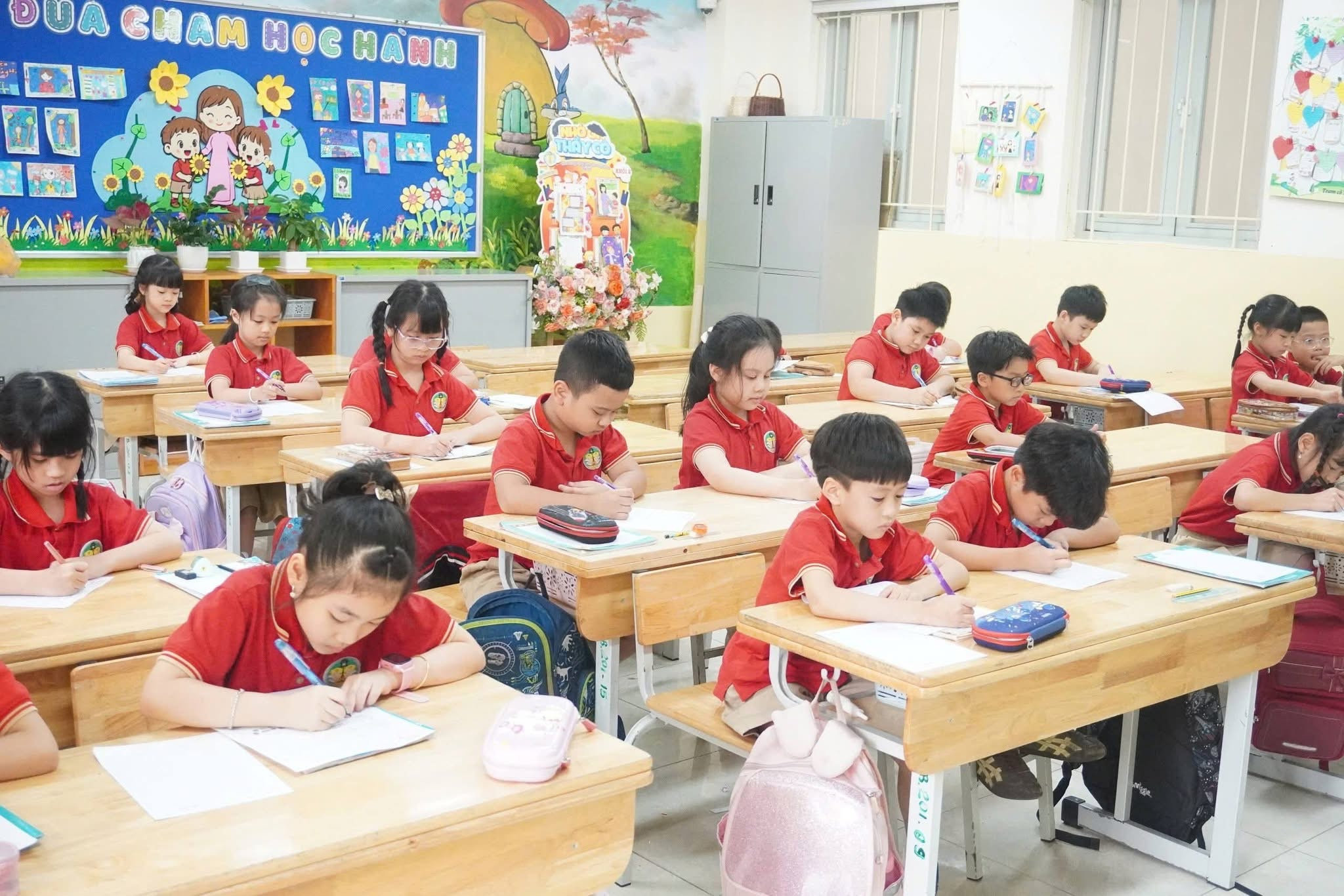 Hà Nội chốt phương án sắp xếp gần 3.000 trường công lập