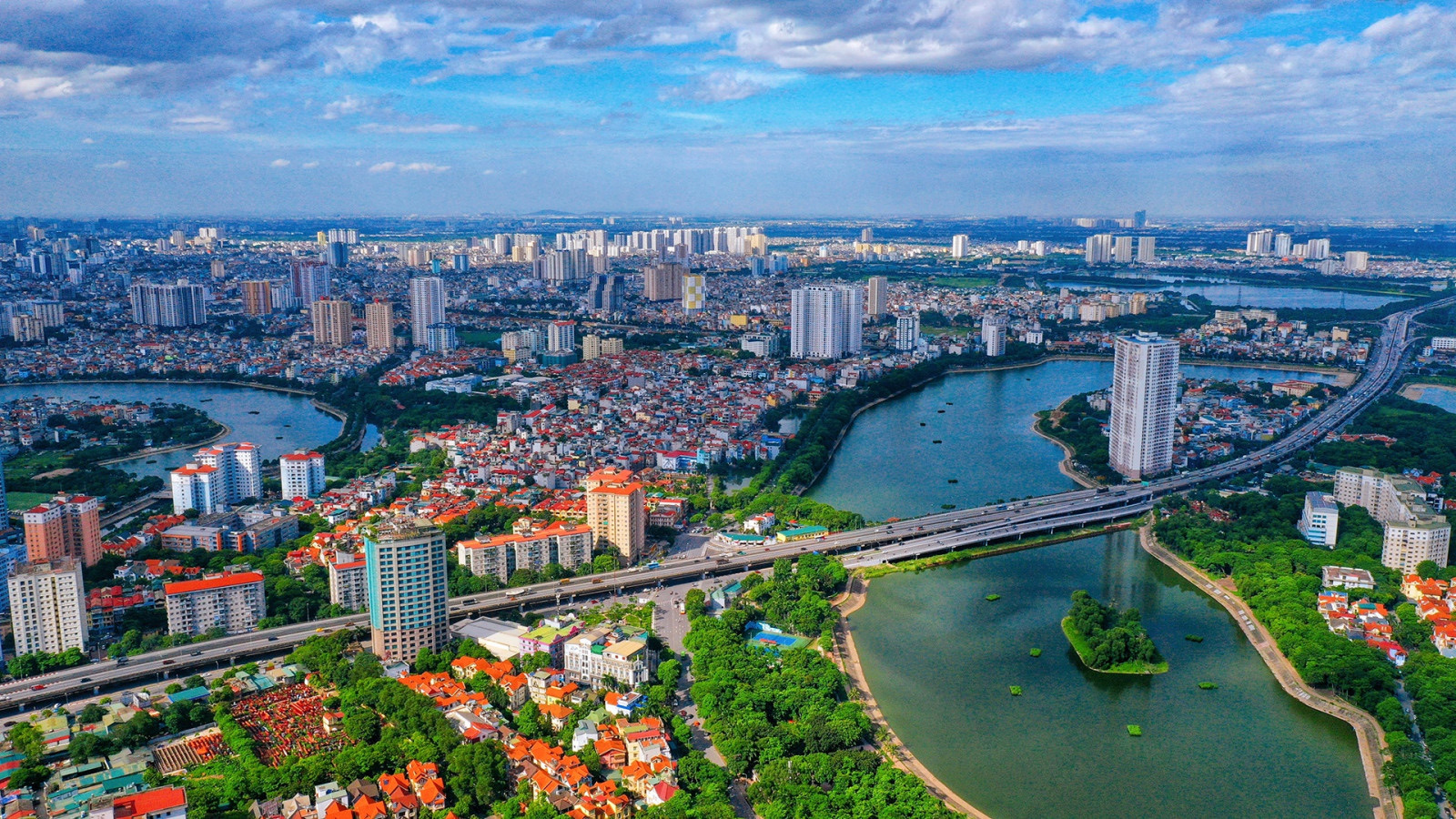 Hà Nội tăng tốc để cán đích mục tiêu tăng trưởng 11%