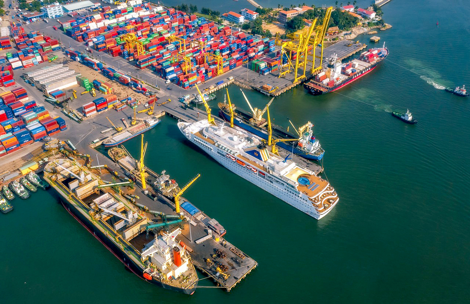 Logistics Việt Nam đón nhiều động lực tăng trưởng trong nửa cuối năm 2026