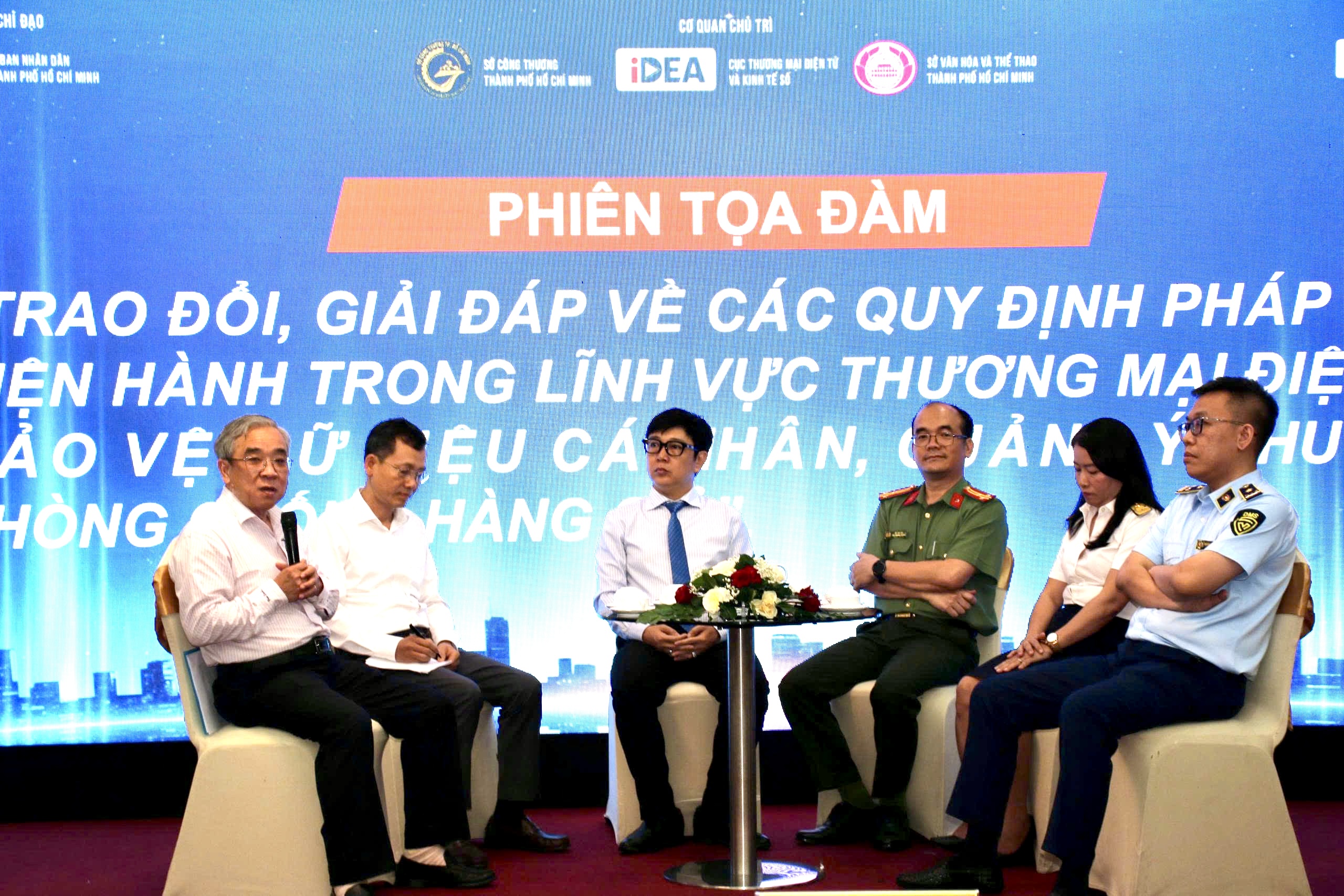 TP.HCM tăng "lá chắn" chống hàng giả, lừa đảo trên thương mại điện tử